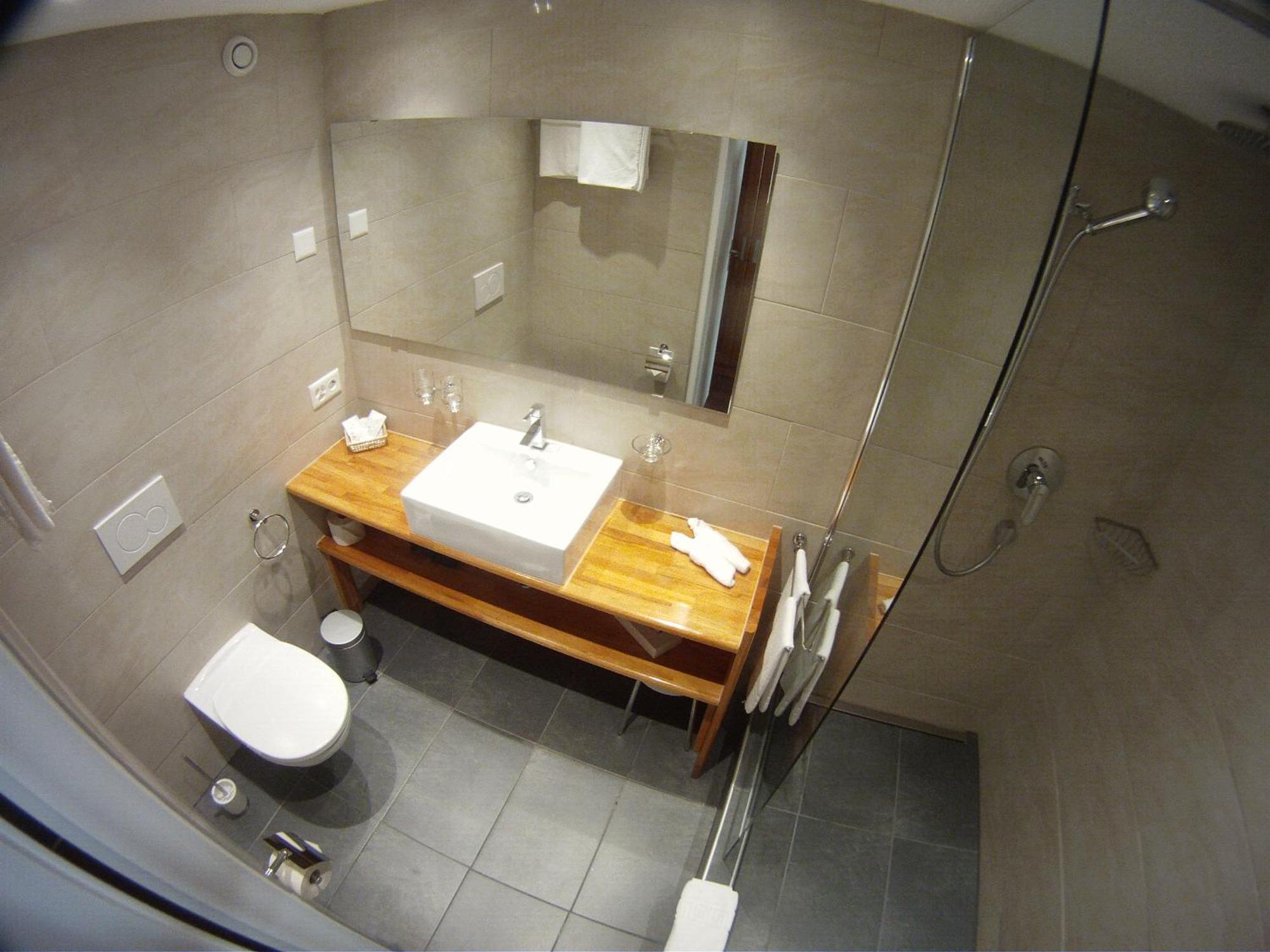 Hotel Cresta 3*